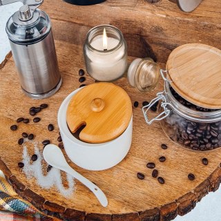 CUKIERNICZKA Z ŁYŻECZKĄ PORCELANOWA BIAŁA CUKIERNICA POJEMNIK NA CUKIER WHITELINE 240 ML ORION 126714