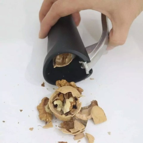 DZIADEK DO ORZECHÓW KINGHOFF KH-1737 CZARNY