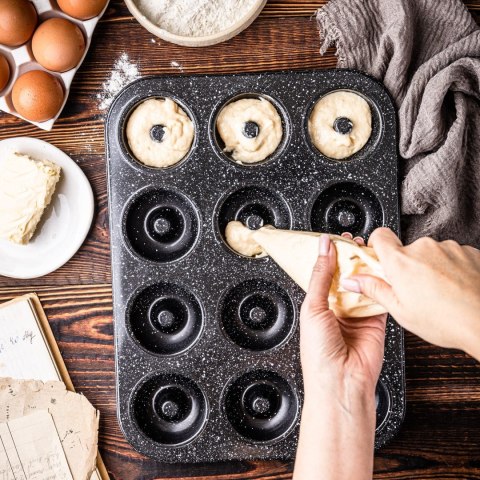 FORMA DO PIECZENIA 12 MUFFINÓW BABECZEK Z POWŁOKĄ NIEPRZYWIERALNĄ KLAUSBERG KB-7841