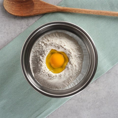 MISKA KUCHENNA METALOWA STALOWA BIAŁA MISECZKA MAŁA 14.5CM 700ML VILDE 259706