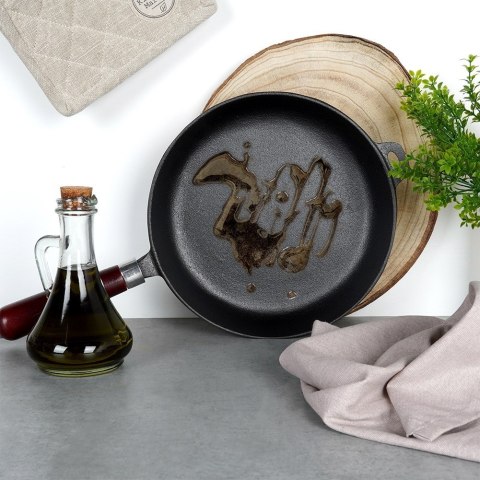 Patelnia żeliwna indukcja na indukcję ciężka CAST LINE 24 cm VILDE 199040