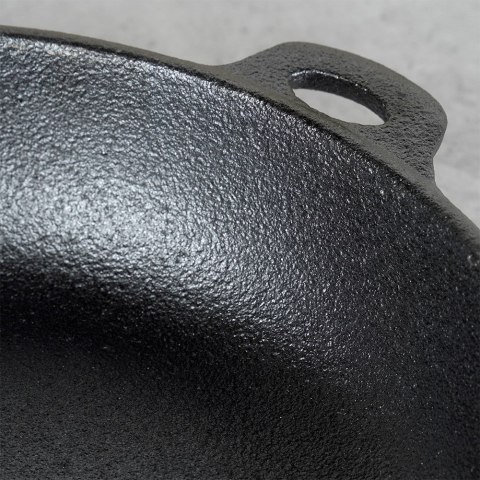 Patelnia żeliwna indukcja na indukcję ciężka CAST LINE 24 cm VILDE 199040