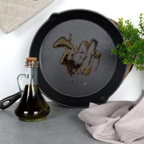 Patelnia żeliwna z silikonową nakładką na indukcję ciężka CAST LINE duża 30cm VILDE 199037