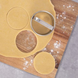 Wykrawacz do ciastek pierogów i pączków stalowy 6 cm ORION 127495
