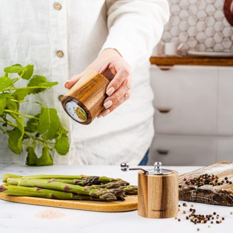 ZESTAW DO SOLI I PIEPRZU Z MŁYNKIEM I SOLNICZKĄ KLAUSBERG KB-7859