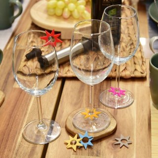 Znaczniki na szklanki kieliszki silikonowe gwiazdki 8 SZT do szklanek ORION 832909